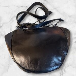 Lia Numa Elegant Black Leather Women's Crossbody Bag